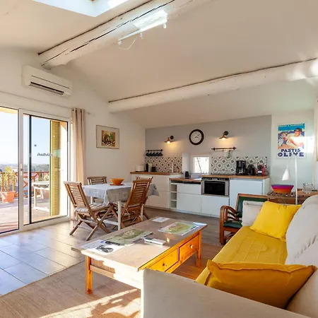 Durance Apartment